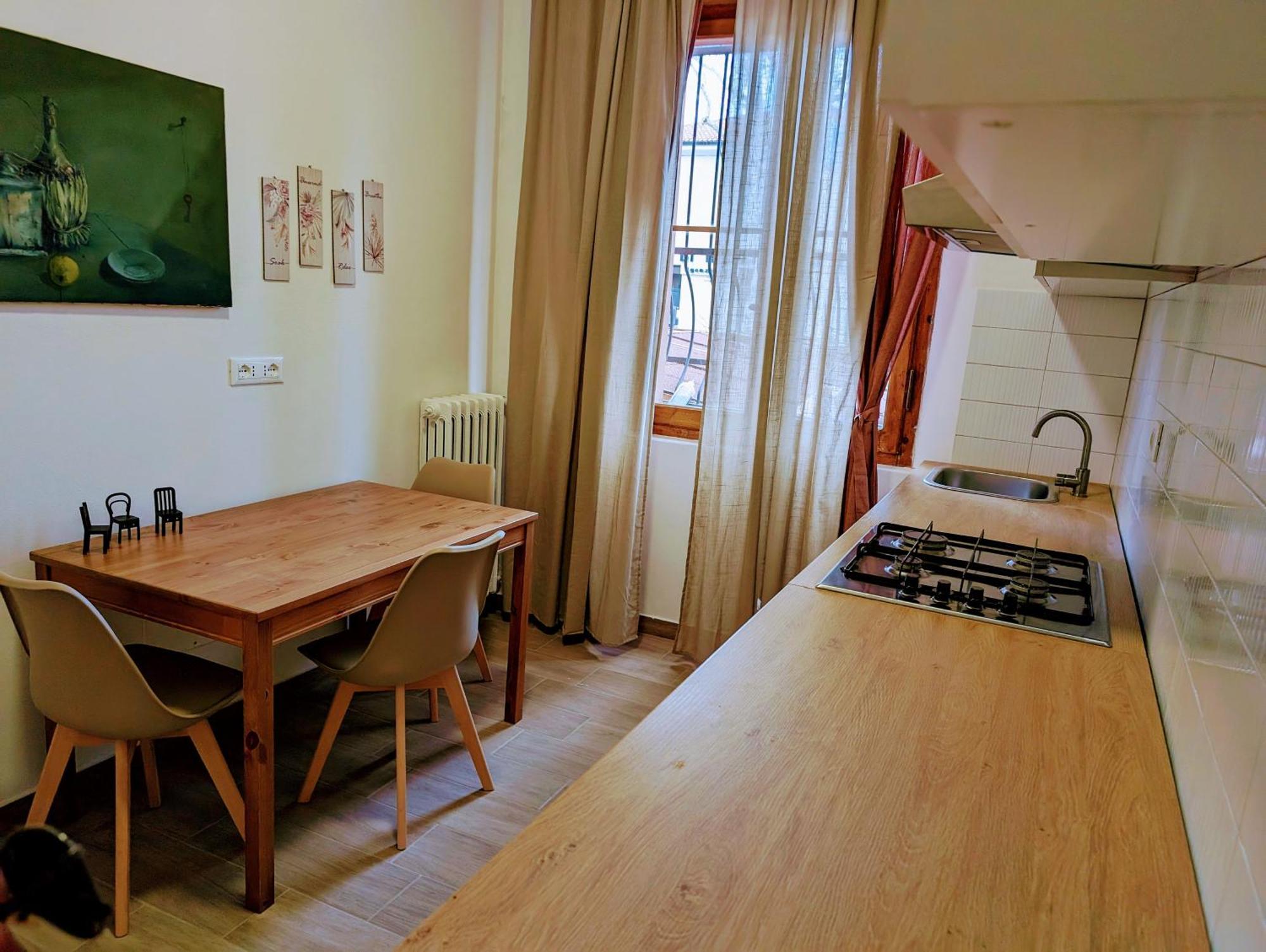Guest House Il Glicine Stadio - Ospedale تشيزينا المظهر الخارجي الصورة