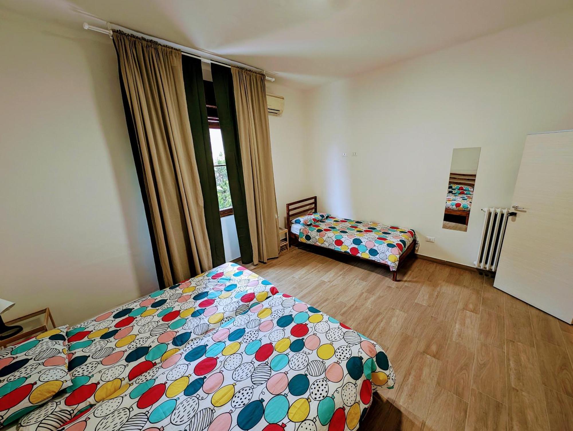 Guest House Il Glicine Stadio - Ospedale تشيزينا المظهر الخارجي الصورة